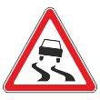 Дорожный знак 1.15 «Скользкая дорога» (металл 0,8 мм, II типоразмер: сторона 900 мм, С/О пленка: тип Б высокоинтенсив.)